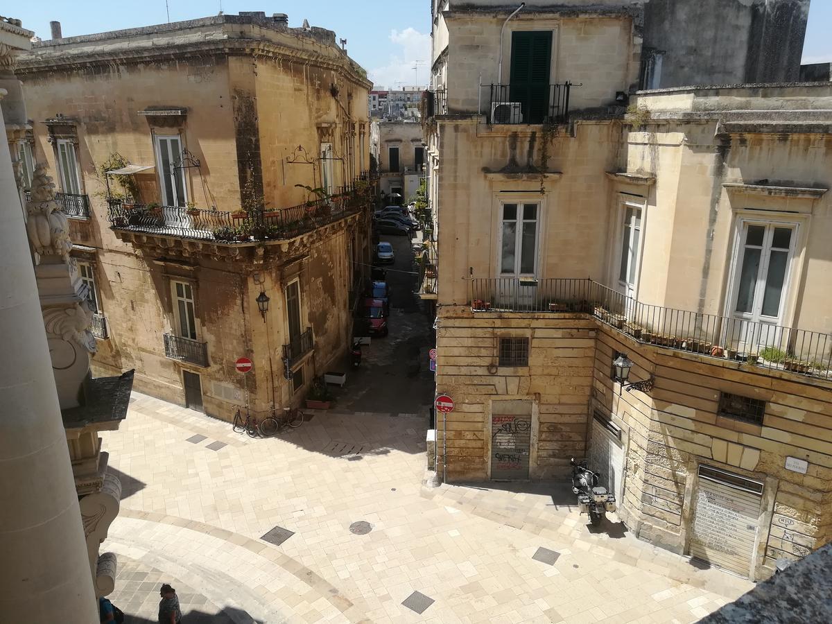 Dimora Dell'Artista Panzió Lecce Kültér fotó