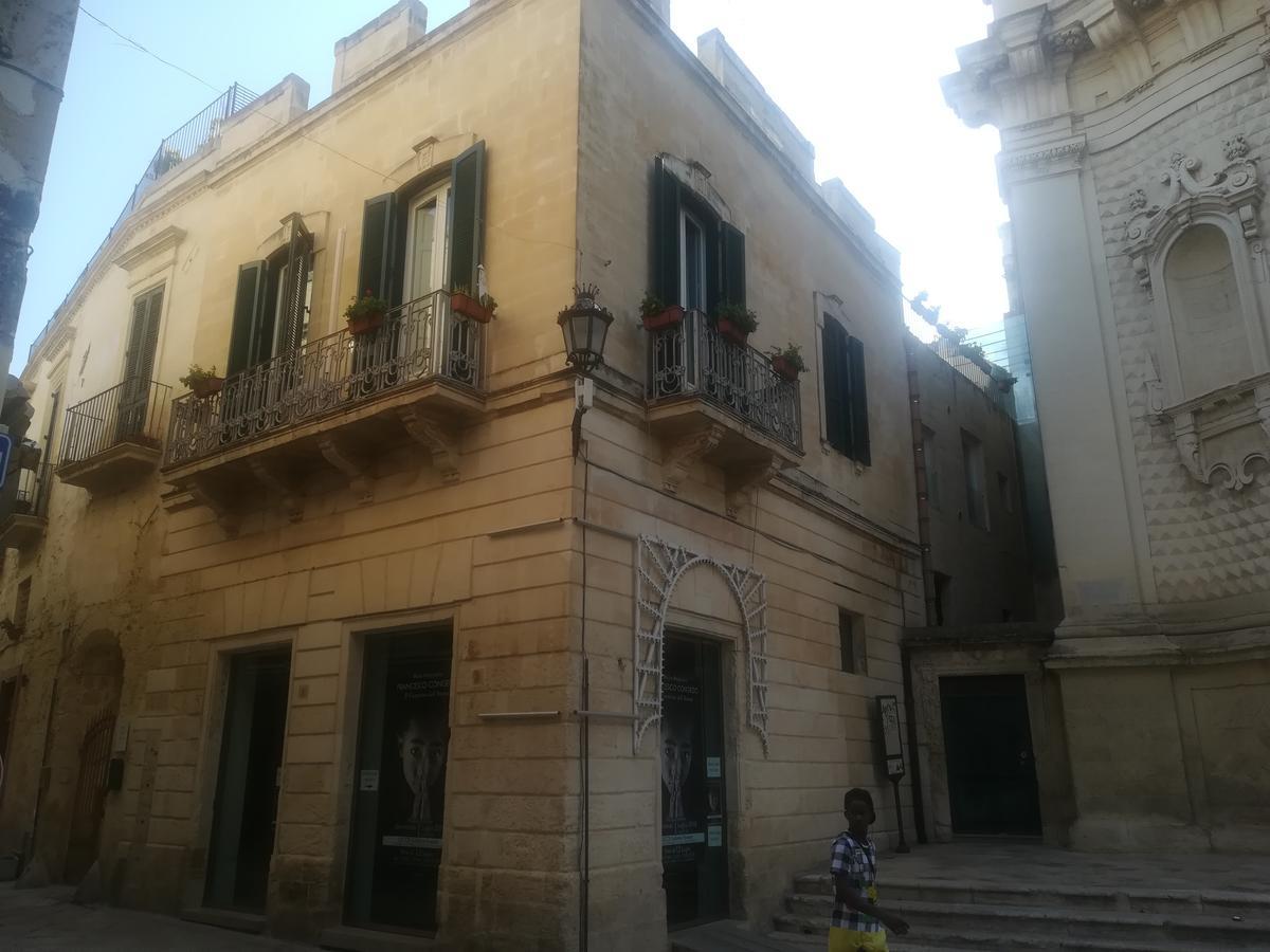 Dimora Dell'Artista Panzió Lecce Kültér fotó