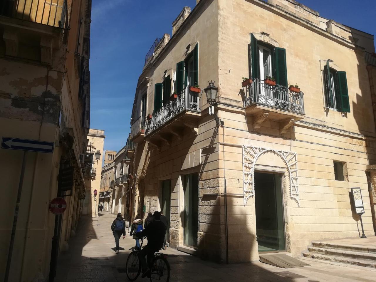 Dimora Dell'Artista Panzió Lecce Kültér fotó